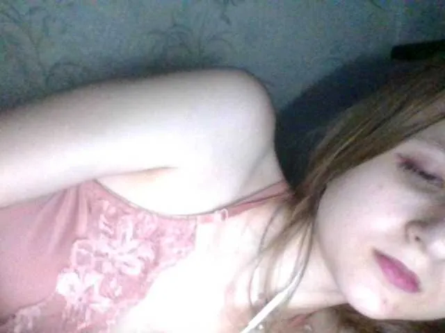 Freechat Mila23-1-1 on BongaCams