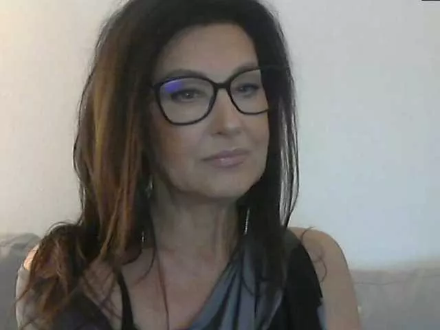 Offline MilfRalia on BongaCams