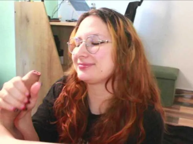 Offline milkxangelx on BongaCams