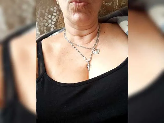 Offline MissieLorrie on BongaCams