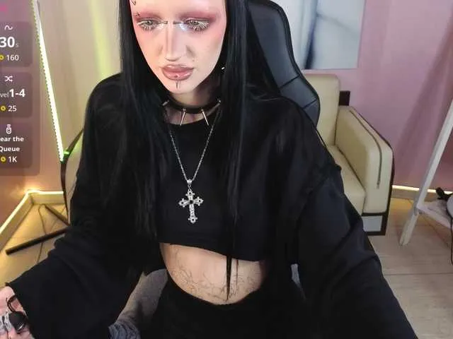 NanaSexy — hi> i'm new here