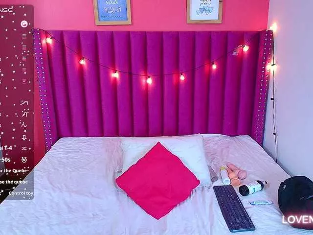 Offline naturalmoommy on BongaCams