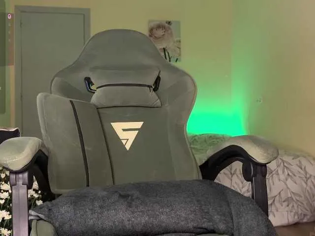 Offline Naughty-Mari on BongaCams