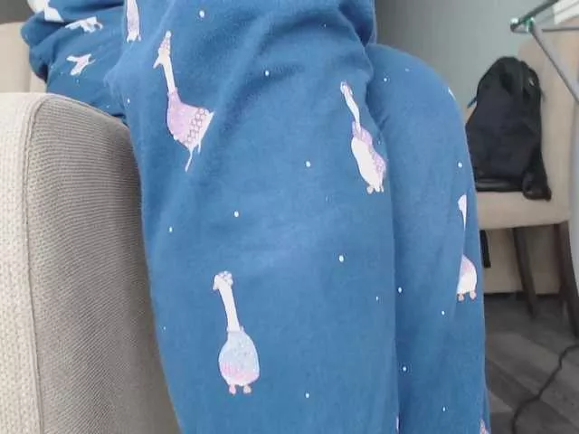 Offline NaughtyHotty on BongaCams