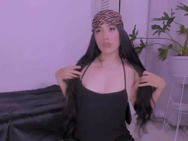 Offline Nicole-Antonie on BongaCams