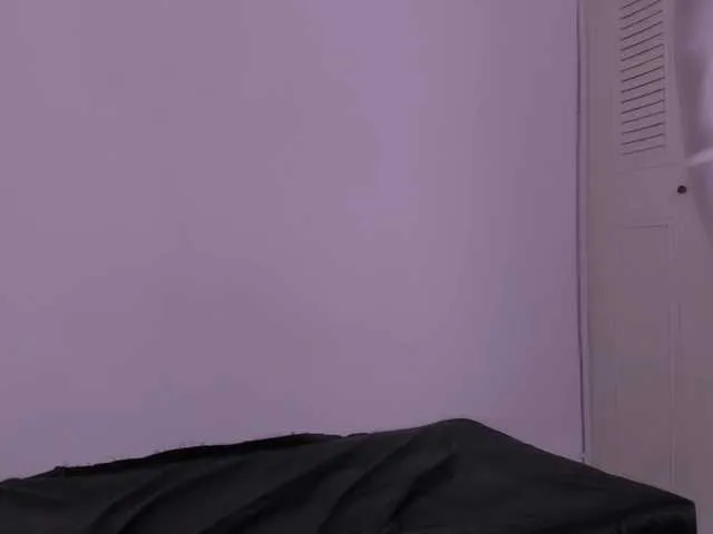 Offline Nicole-Antonie on BongaCams