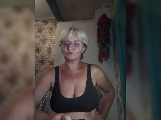 Freechat NikaGold45 on BongaCams