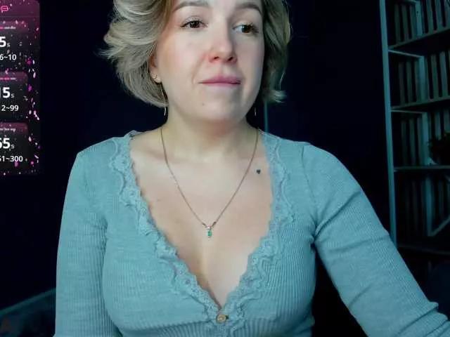 Nikki-Kai from BongaCams