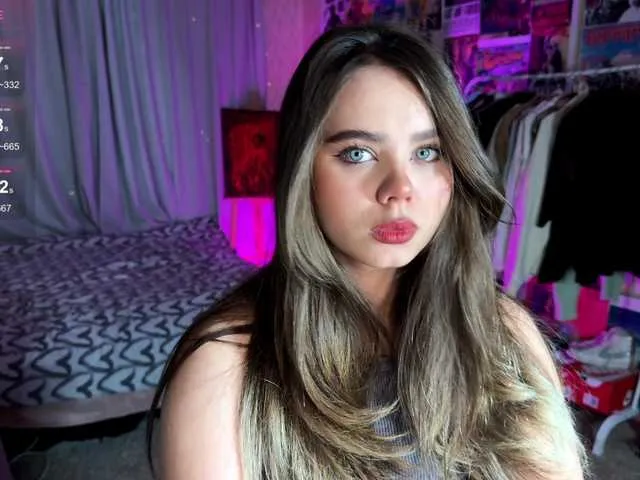 Offline PinkiRay on BongaCams