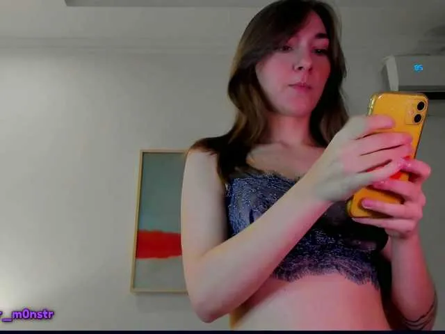 Purpur-Cute on BongaCams