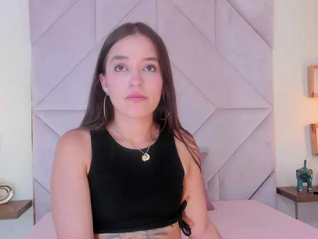 Offline roxana-mill on BongaCams