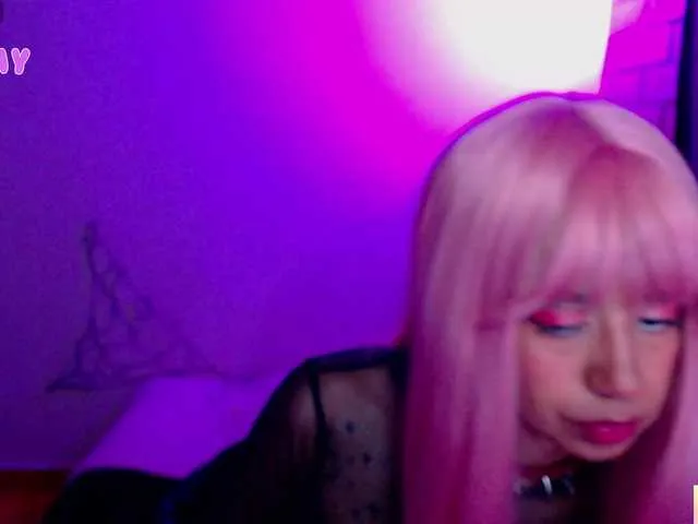 Offline roxanbunny on BongaCams