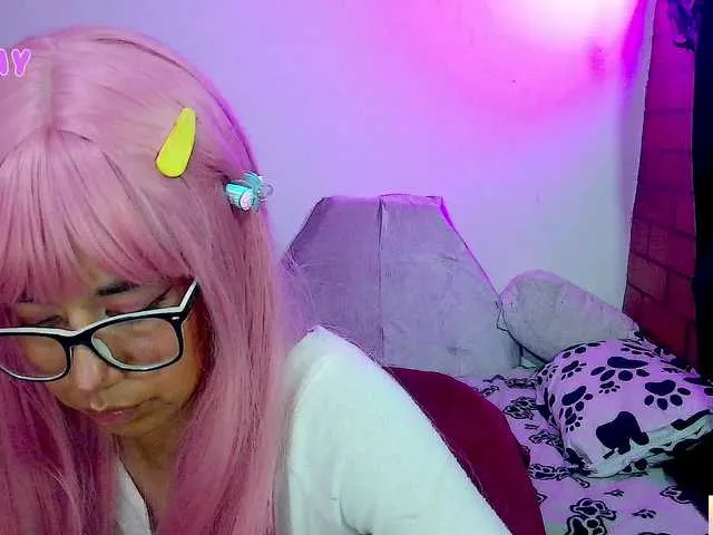 Offline roxanbunny on BongaCams