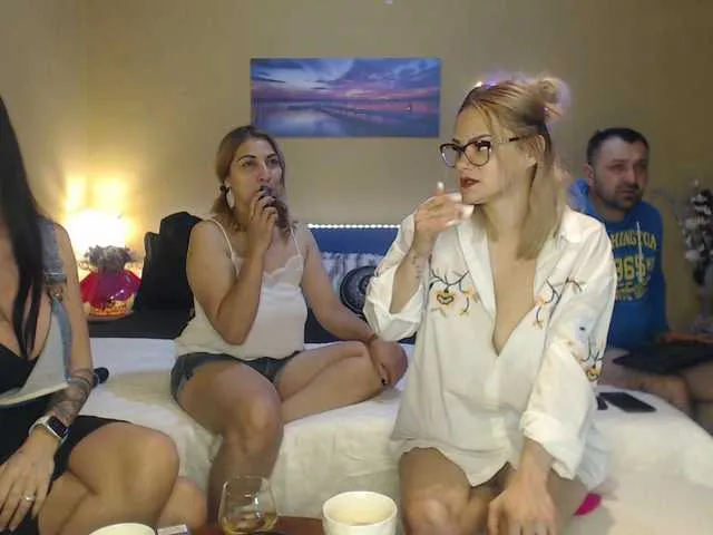 RuxandraDanny — EVERYTHING THAT KEEPS IN THE LIMITS