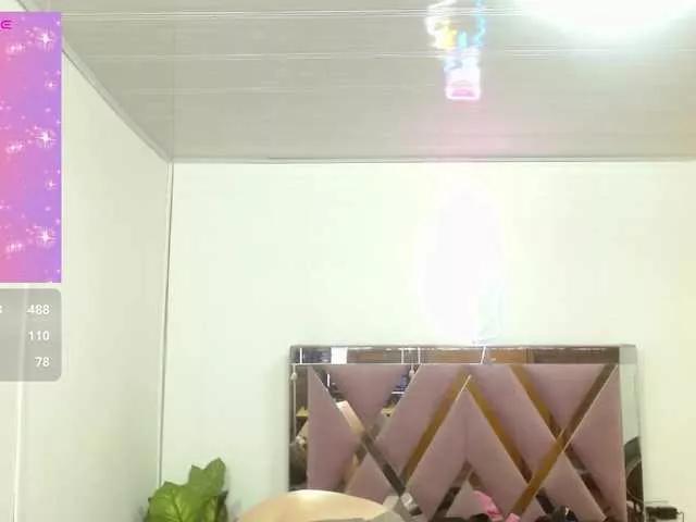 SAAYA-TAY from BongaCams