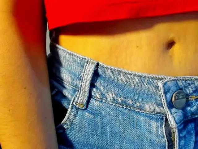 Offline Samhotie on BongaCams