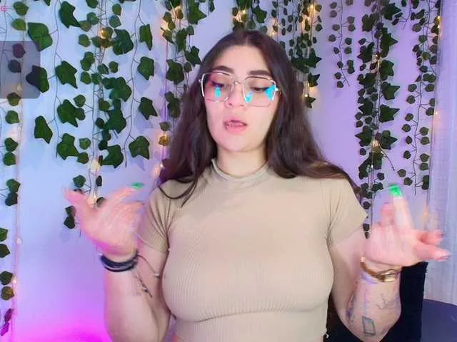 Offline Samii-Evans on BongaCams