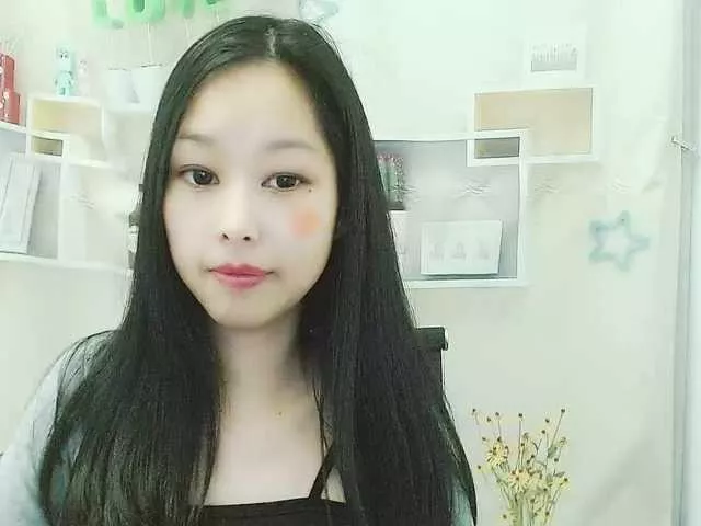 Offline Selinababy99 on BongaCams