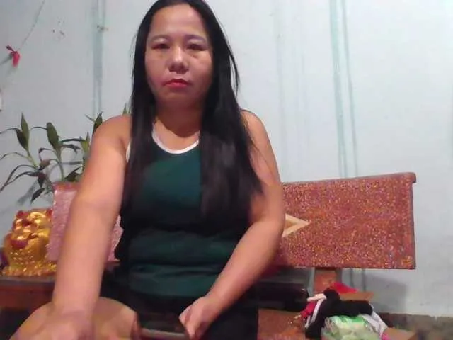 Offline SexyQueen86 on BongaCams