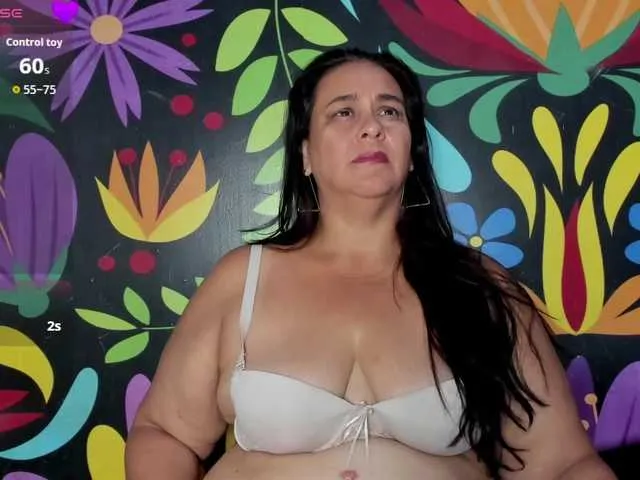 Offline sharlott-bbw on BongaCams