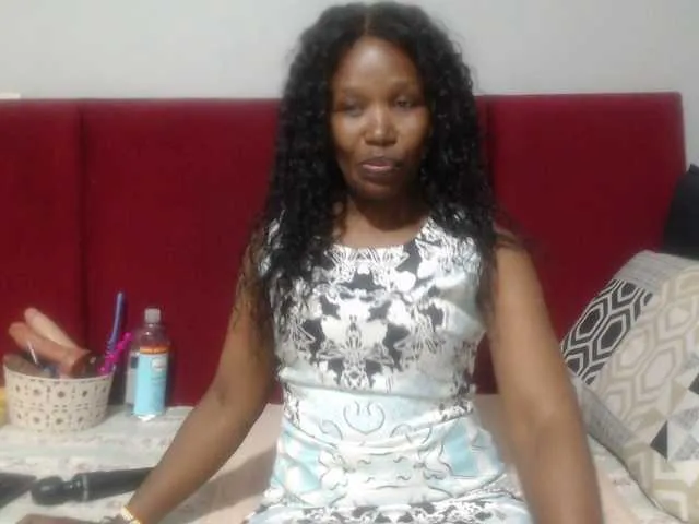 Freechat Sheila80 on BongaCams