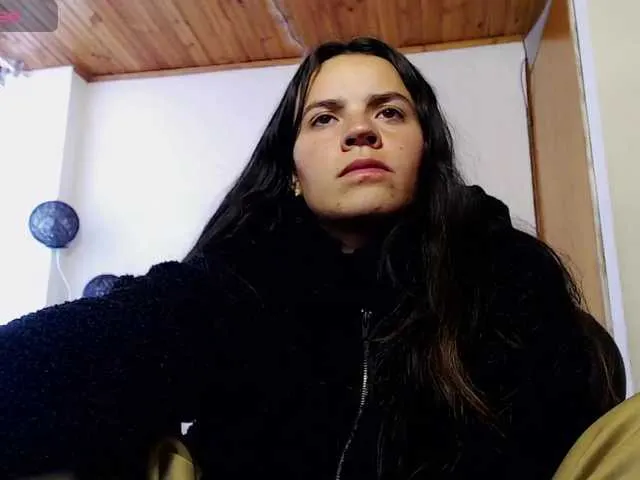 Offline Skylarserenity on BongaCams