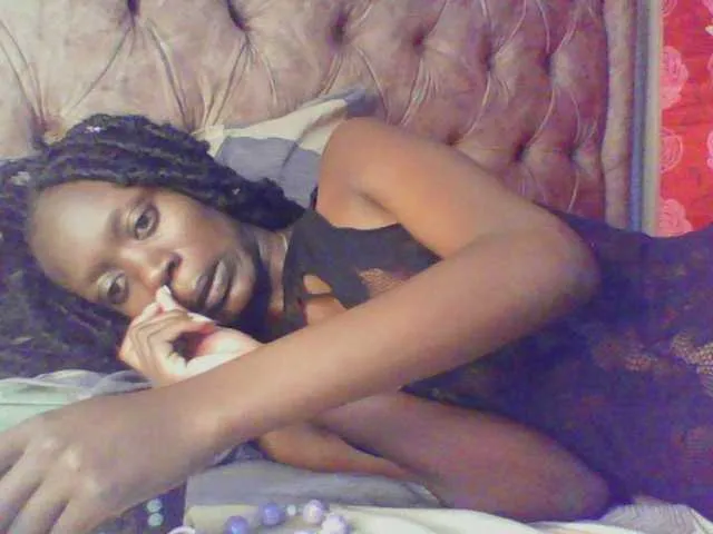 Freechat slimebony on BongaCams