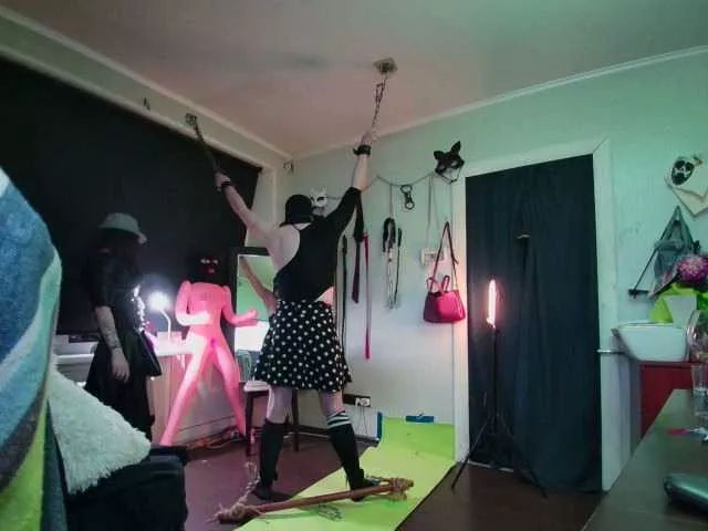 Offline SlutFromKink on BongaCams