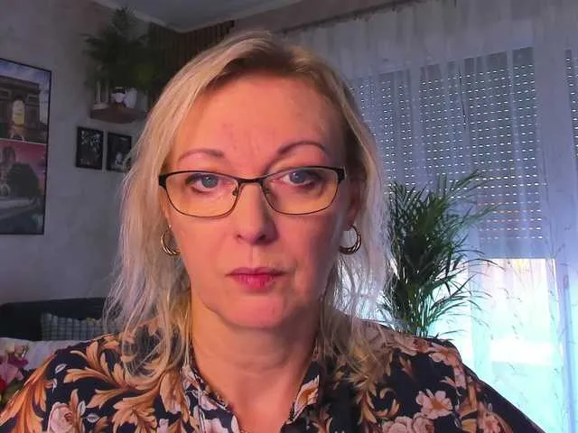 BongaCams SoftVANESSA is Freechat SoftVANESSA — I am a cooking addict, yes ! My dream is to make the whole world smell better with my cookies and my special plates I like to cook, The secret ingredient is always love, I like to put love in all I do. I believe laughter is brightest when the food is...