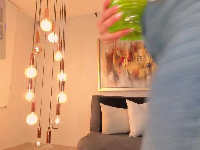 Offline SophieBarnett on BongaCams