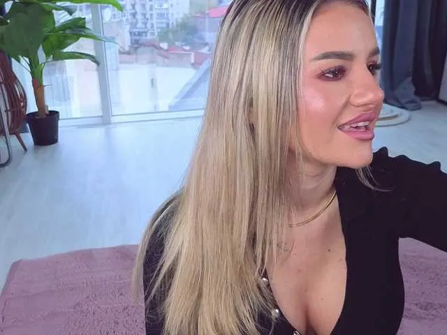 Offline SpoilM3Mor3 on BongaCams