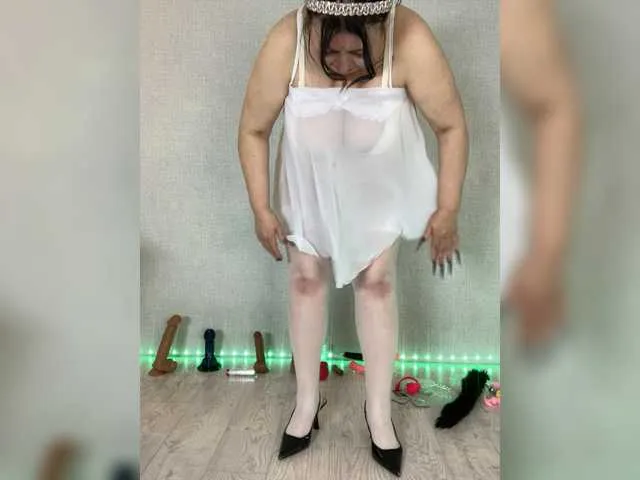 SVETIKBOMBOCHKA on BongaCams