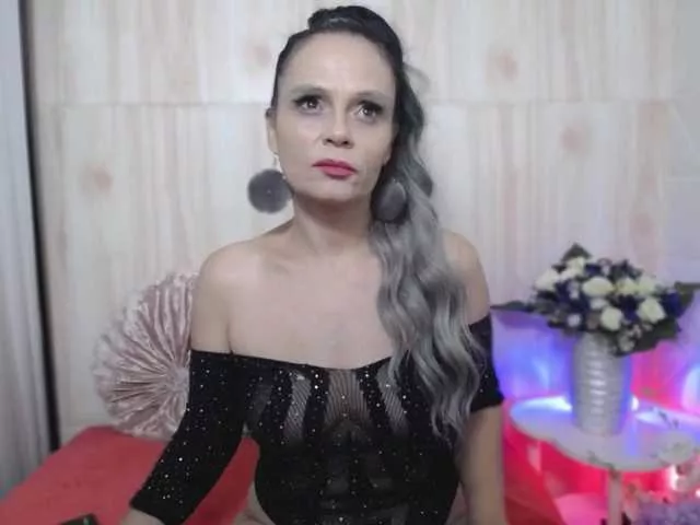 Offline Sweeteest-Julie on BongaCams