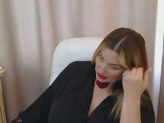 Offline TANMZYA on BongaCams