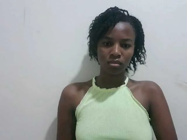 Offline Tatswee on BongaCams