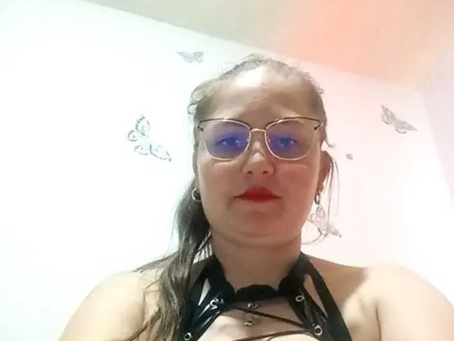Offline tifffanystorms on BongaCams