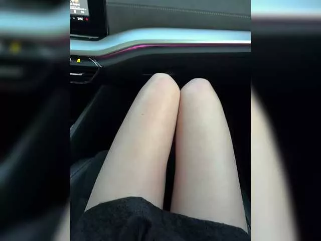 Offline Two-loves1 on BongaCams