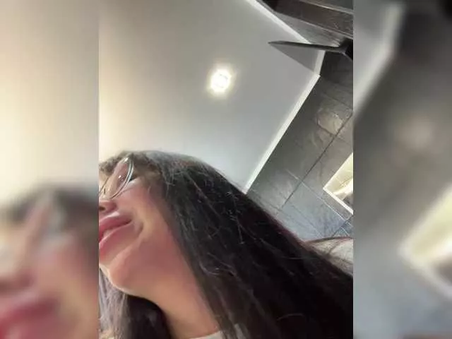 Freechat Vero19nika on BongaCams