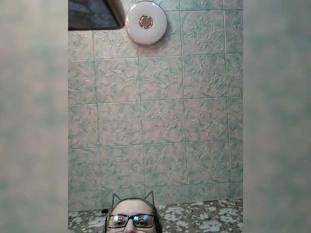 Freechat Zarevna on BongaCams