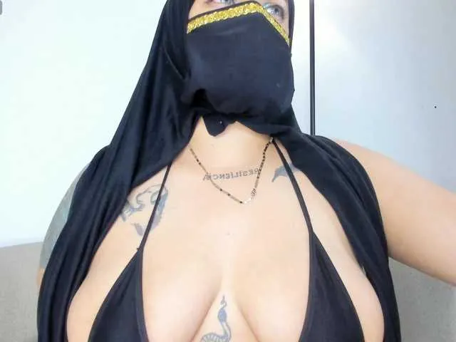 zully-arabb — I love to be kissed and touched all over, and have fun , it makes me very hot to be typed and control my toy.