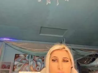 Offline adrianna777 on CamSoda