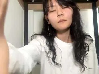 agathastawarz — Air kiss [5 tokens remaining]