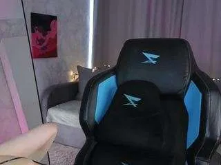 alice-l0 — sex dance [111 tokens remaining]