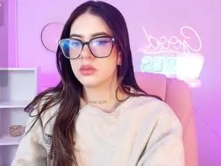 alicee-vixen — Every 2 goals i'm going to spank my ass so hard! [20 tokens remaining]