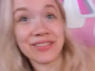 Offline alichery on CamSoda