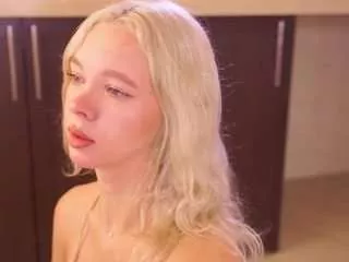 Freechat alinabailey on CamSoda