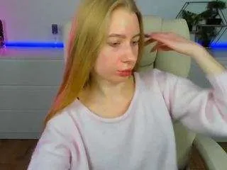 alinablond on CamSoda