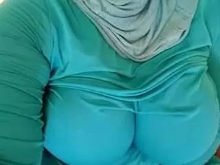 amalarabic on CamSoda 