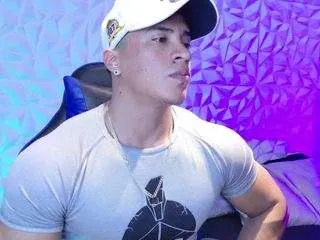 Offline andrewblaze on CamSoda