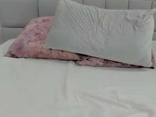 Offline angelina-cutte on CamSoda